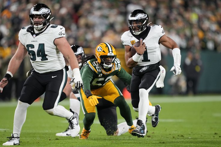 Eagles” Defense Shines in Narrow Win Over Packers as Pass Rush Thrives