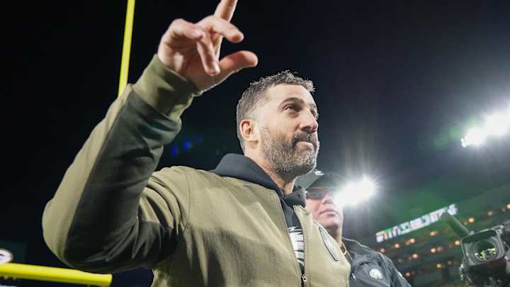 Eagles Strategize to Minimize Micah Parsons” Impact in Win Over Packers