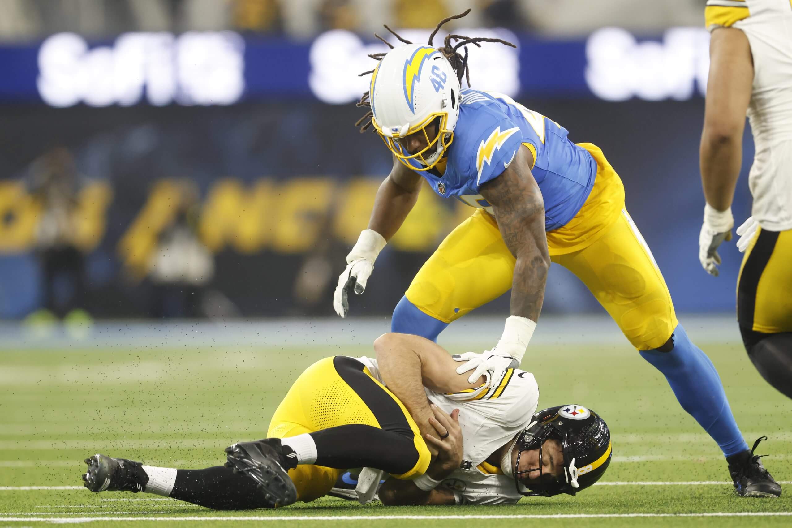 Steelers” Offense Struggles in Loss to Chargers: Four Key Issues Identified