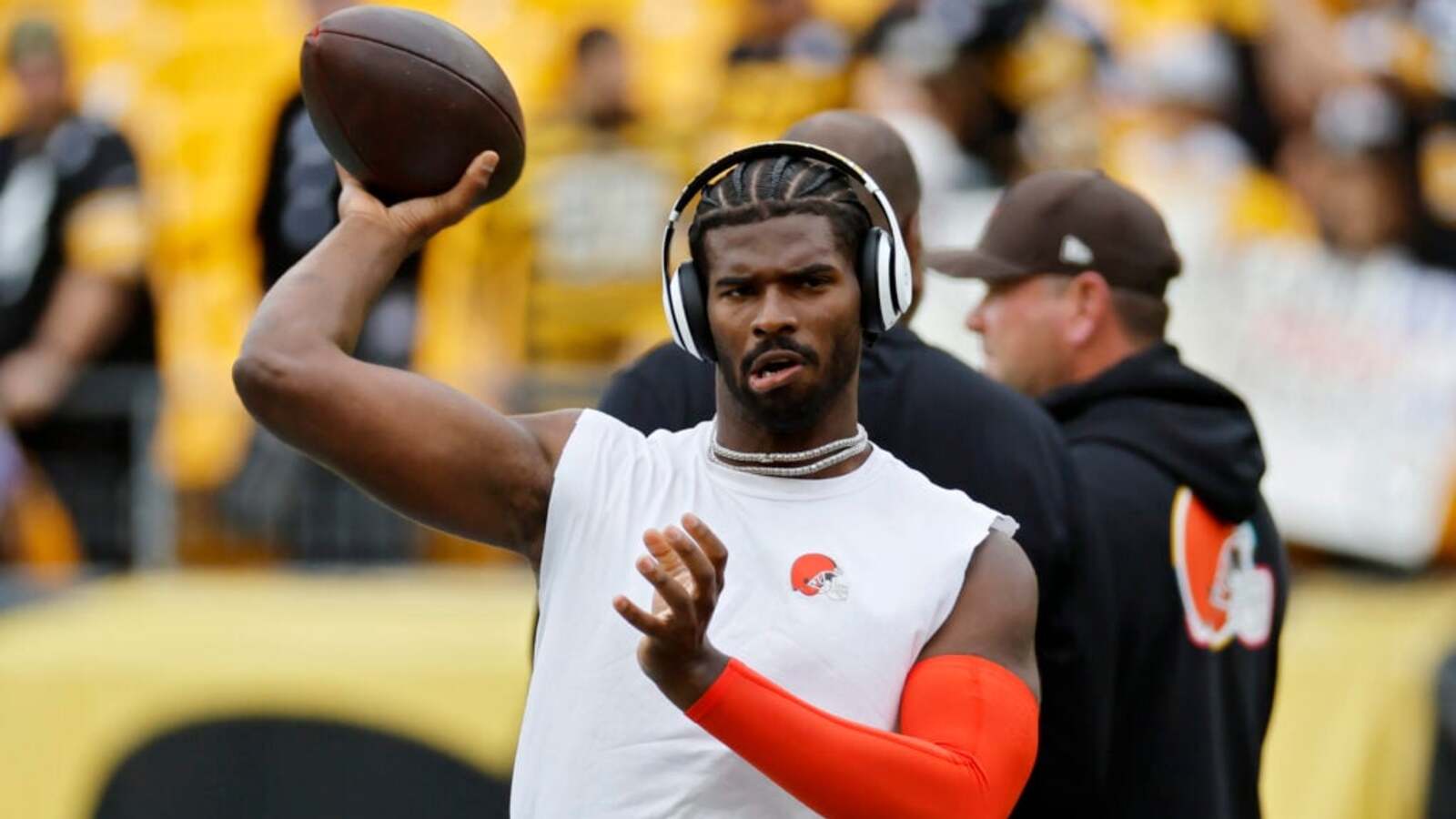 Mike Tomlin Dismisses Shedeur Sanders Discussion Ahead of Browns Matchup